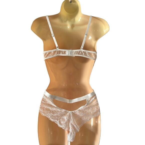 White Lace Teddy Lingerie Bodysuit Woman Size Small Snap Crotch Underwire Bra - Picture 4 of 11